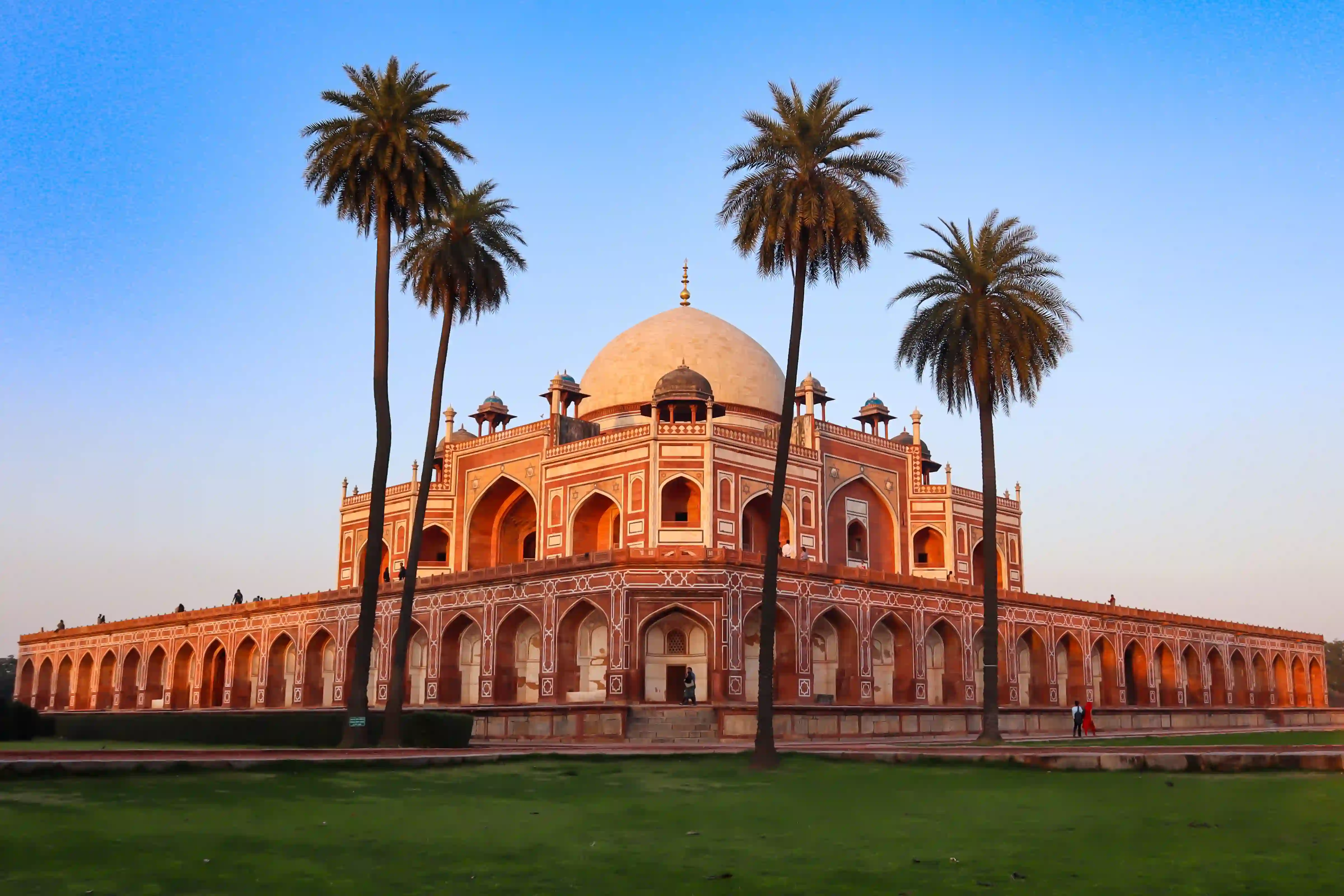 Old Delhi Food Tasting Tour with Chandni Chowk 4 Hours